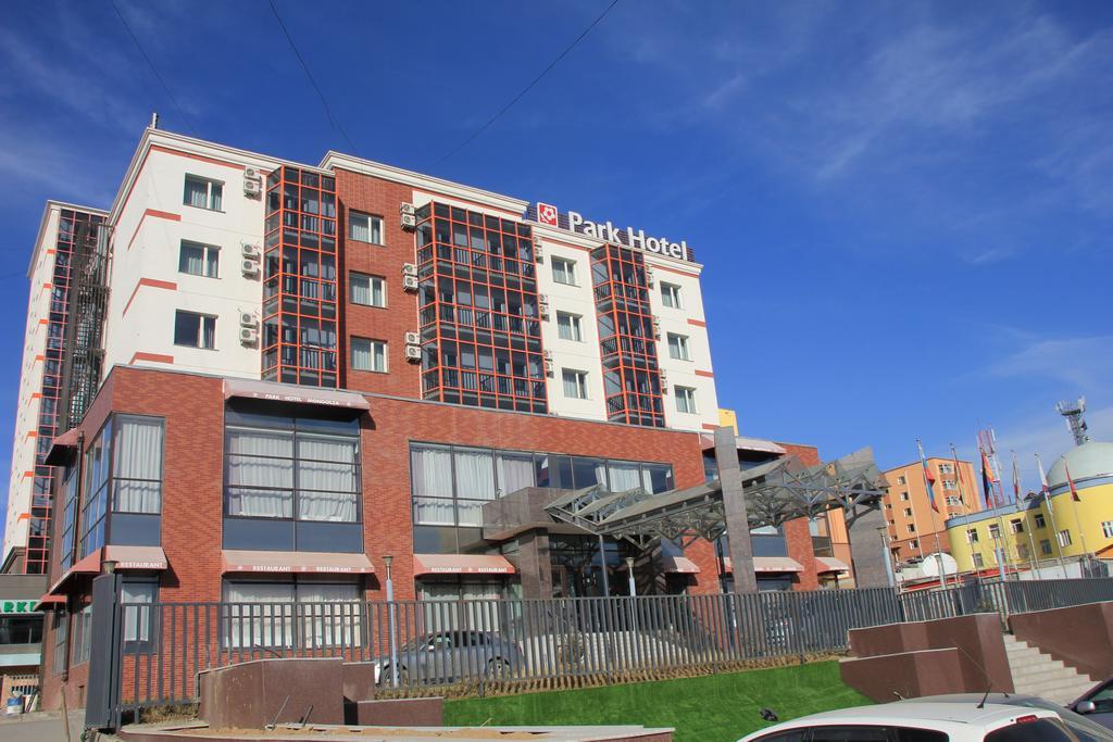 Park Hotel أولان باتور المظهر الخارجي الصورة